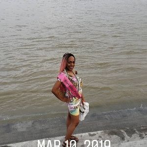 Meet your Posher, Lisa